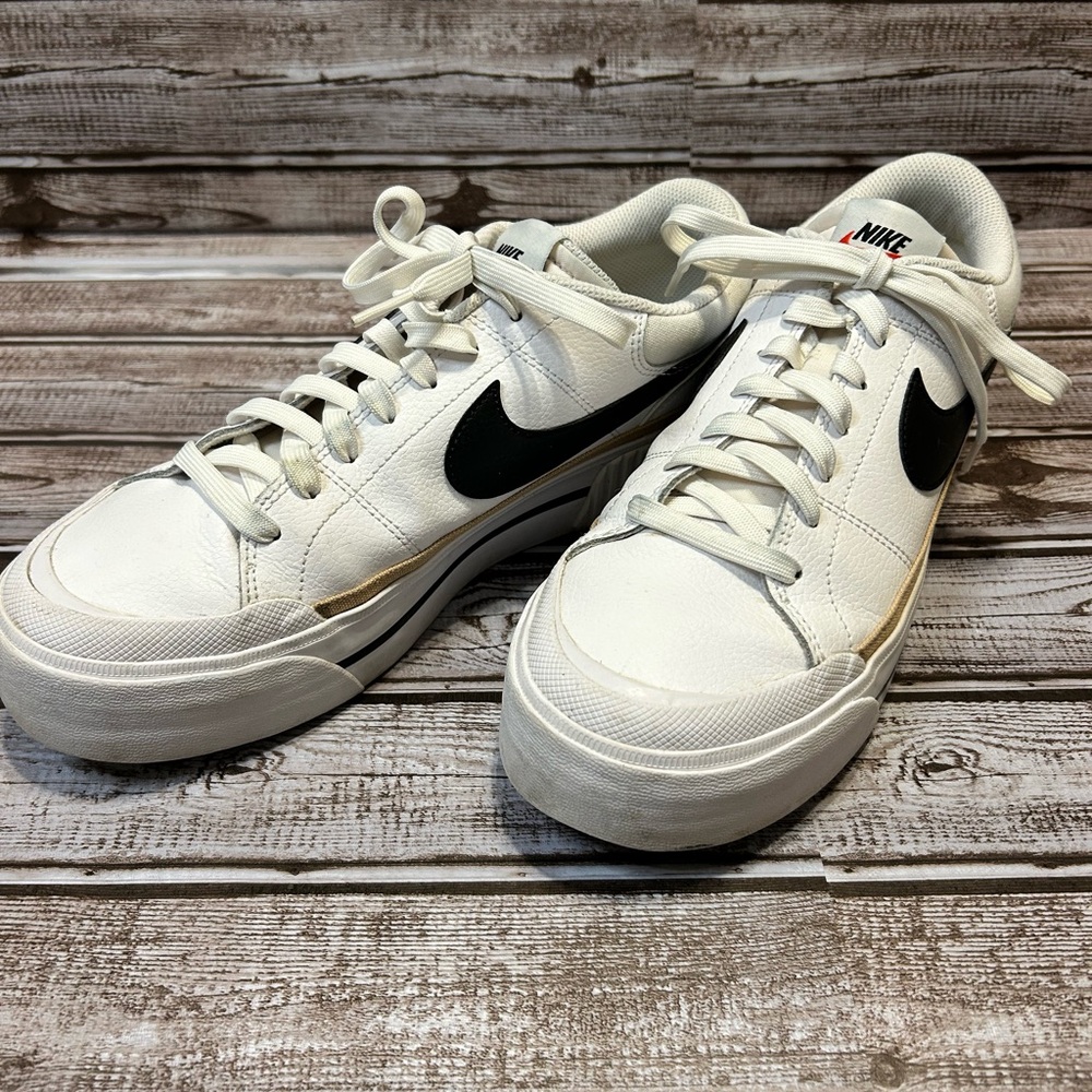 Nike Court Legacy Platform Shoes